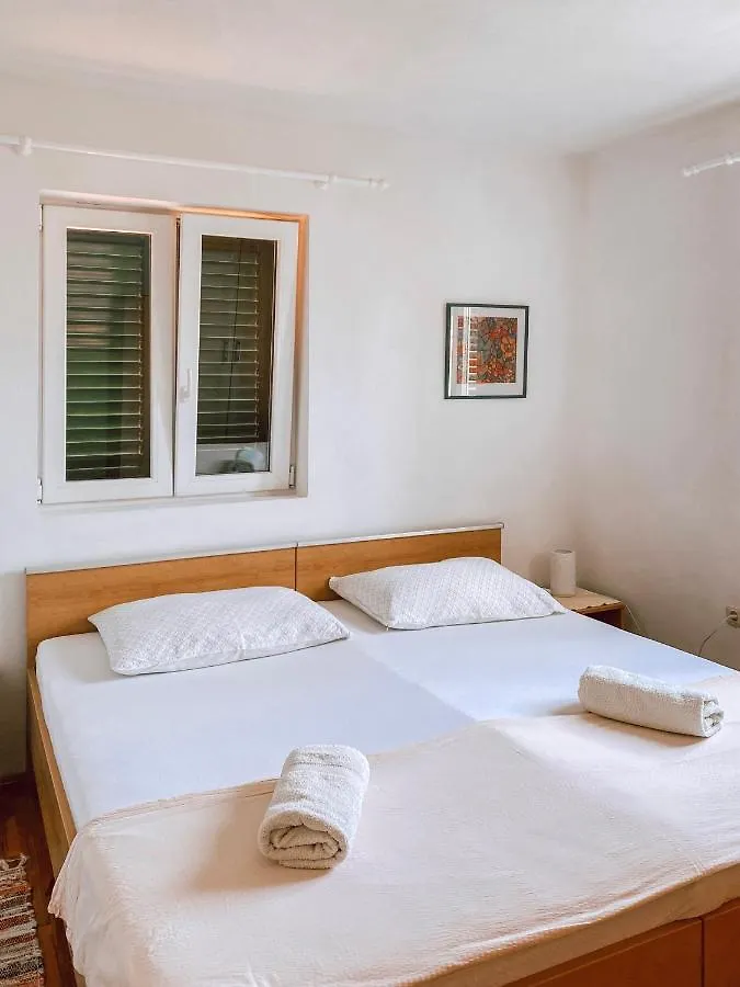 Sali Modern Seaview Apartment