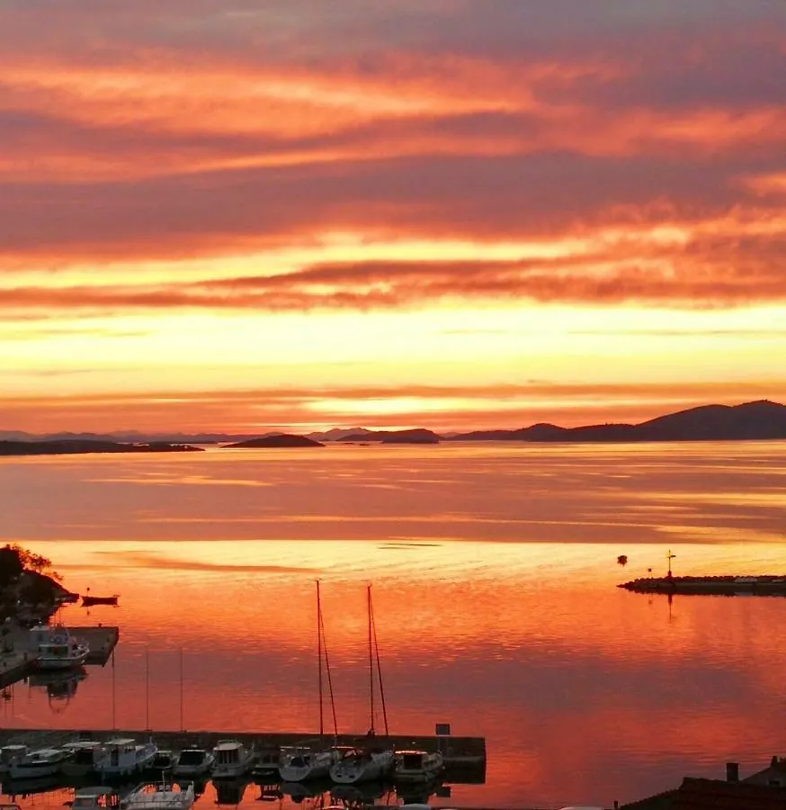 Sali Modern Seaview Apartment 0*,  Croatia